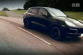 保时捷卡宴 Turbo S SUV 试车场越野测评视频封面