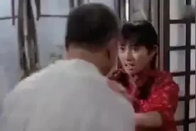 李丽珍这段戏尽显武术功底，全程无替身，高难度令人佩服！视频封面