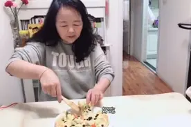 齐妈将自制鸡肉披萨的秘诀告诉你，色香味都有，你也来试试吧