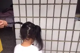 夏天太热，教你一款小女孩羊角辫，清爽可爱