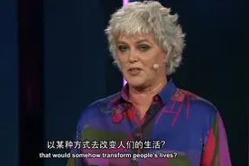 科幻片一样的场景，一头巨大的机械大象在伦敦穿行，路人都惊呆了视频封面