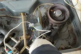 方太燃气灶不点火，更换点火器和维修点火开关总成收费150元贵吗