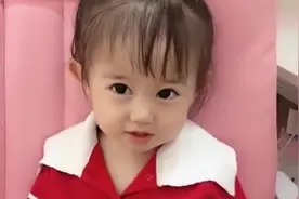 妈妈问小恬恬是不是猪，小恬恬竟这样回答