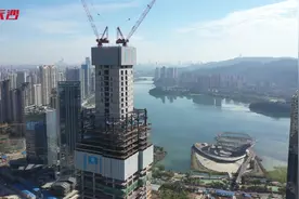 梅溪湖第一高楼突破200米图片