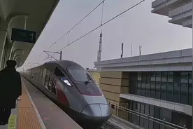 首次春运预计发送旅客1.17万人次 济郑高铁长清站“三合一”温馨服务回家路图片