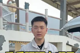 汽车千斤顶你会用吗？千斤顶应该顶在哪里？#带你懂车 #汽车知识 #千斤顶 #新手上路 #用车妙招 