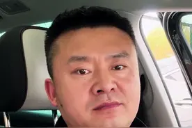 免费停车位悄悄地都不见啦！路边停车位全都开始收费该不该交费#汽车#抖音汽车#每天一个用车知识#汽车知识分享视频封面