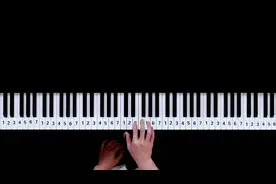 比针还细的《反方向的钟》钢琴弹唱教学来了！图片