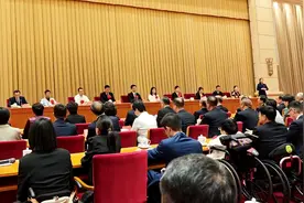 弘扬自强与助残精神 凝聚团结奋进力量：第七次全国自强模范暨助残先进事迹首场报告会在京举行图片