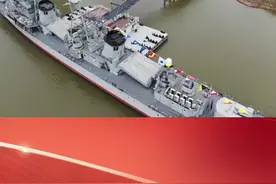 英雄城里的英雄舰！代代相传的英雄舰名，“曾母暗沙第一锚”，第二代南昌舰图片